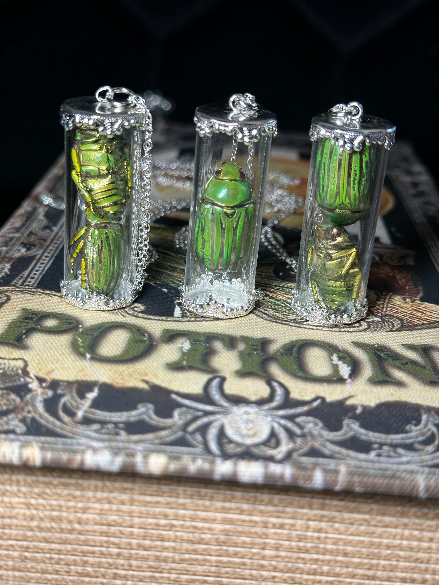 Green beetle juice necklace                (2 beetles)